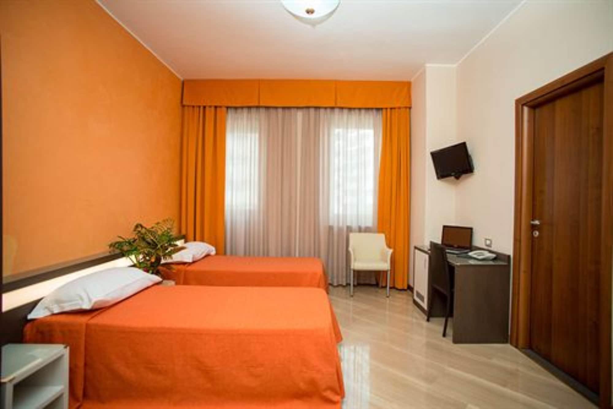 Hotel Fiera Congressi - Milan — Foto 3